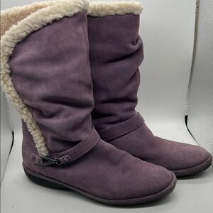 Lands’ End Leather Winter cold weather Boots lilac Sz 8.5 fleece lined